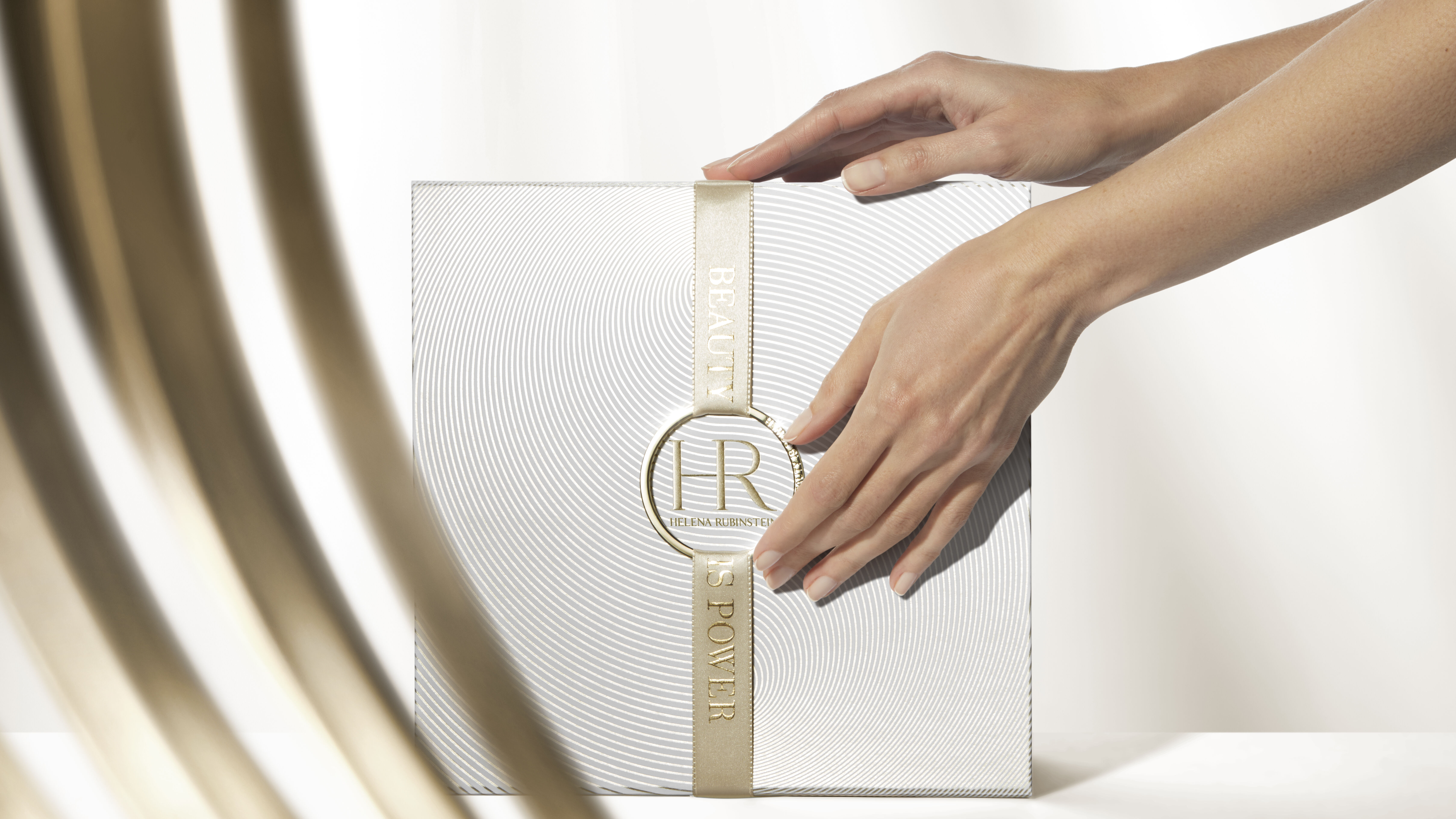 メンバーシッププログラム - ヘレナ ルビンスタイン公式オンラインストア